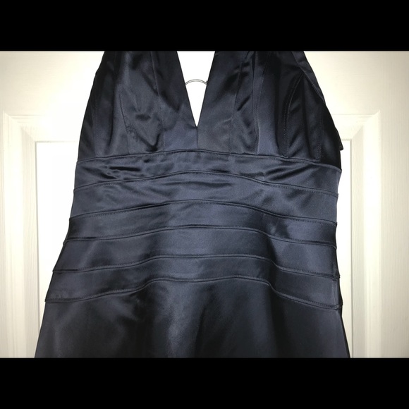 Navy backless evening dress - Picture 3 of 7